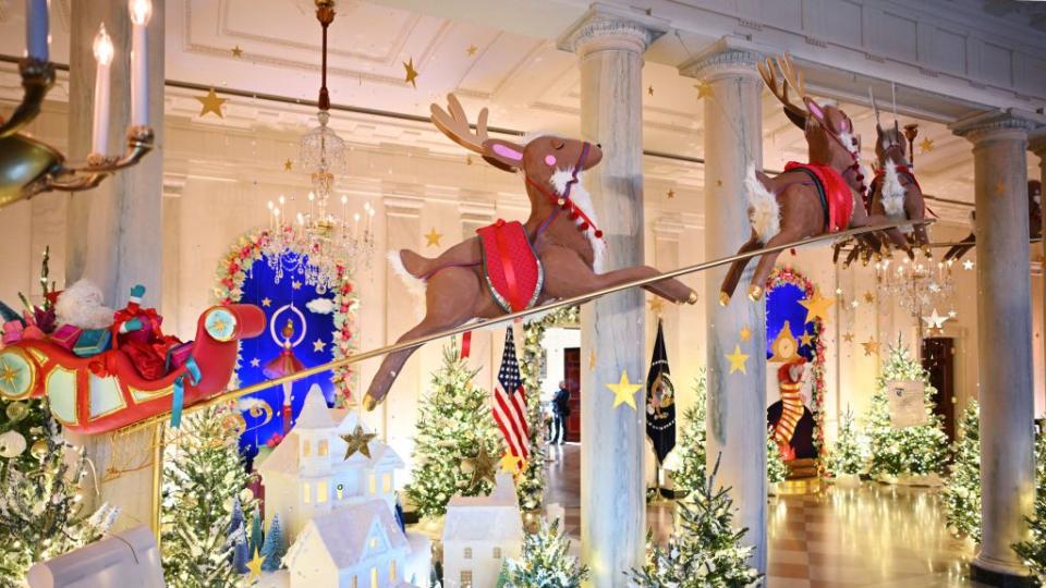 us politics holiday decorations