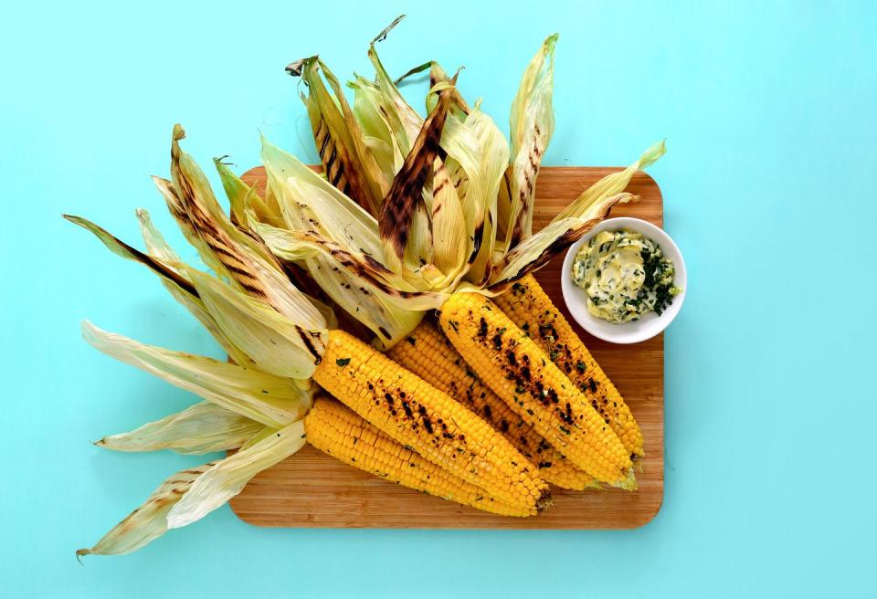 summer activities grilled corn with garlic butter dressing