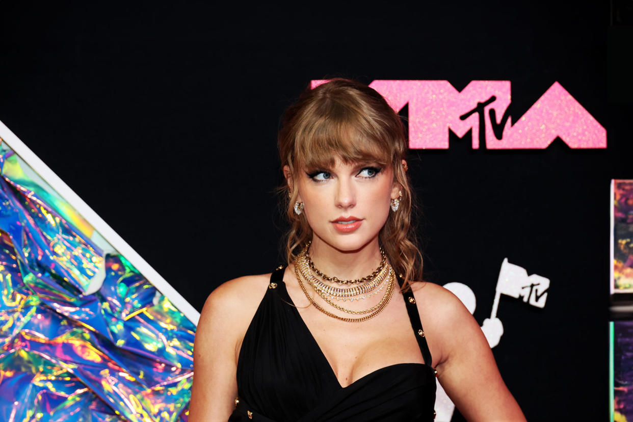 Taylor Swift Dia Dipasupil/FilmMagic/Getty Images
