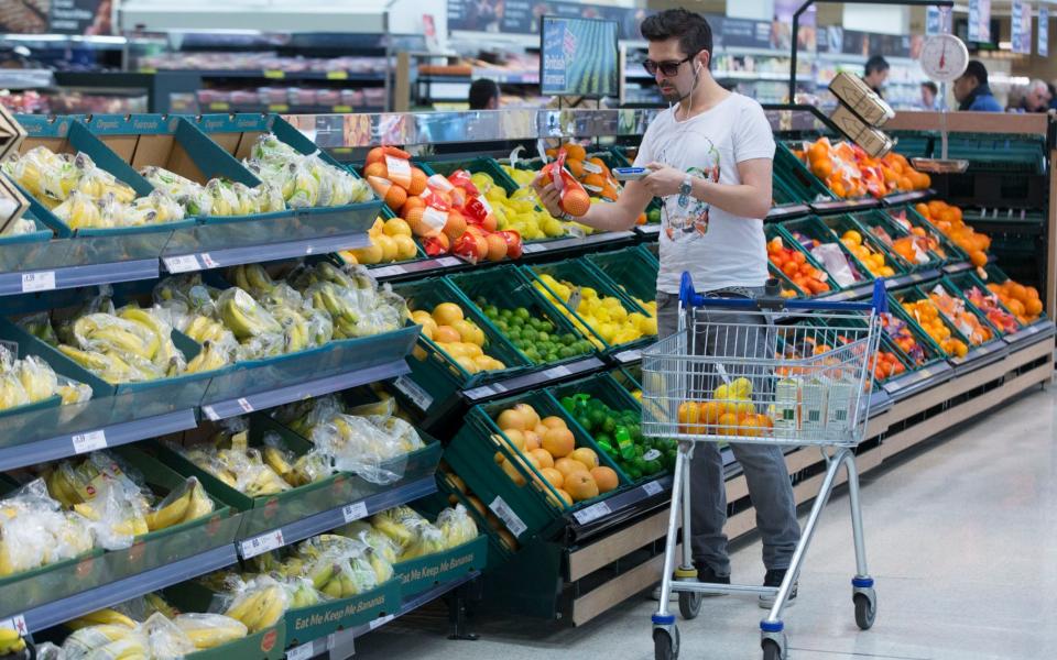 Supermarket sales jumped by 3.6pc in the three months to September - Bloomberg News