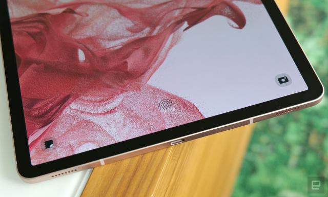 Samsung Galaxy Tab S8 Plus Review: Android Tablet Excellence on the Go -  CNET