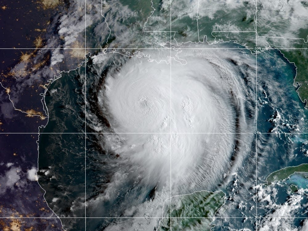 hurricane laura satellite imagery aug 26