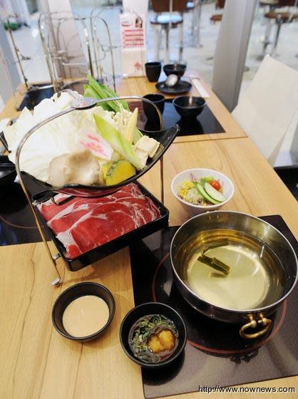 
        蔡依倫／紅豆　寿喜燒．鍋物／平價鍋物的超值美味
      