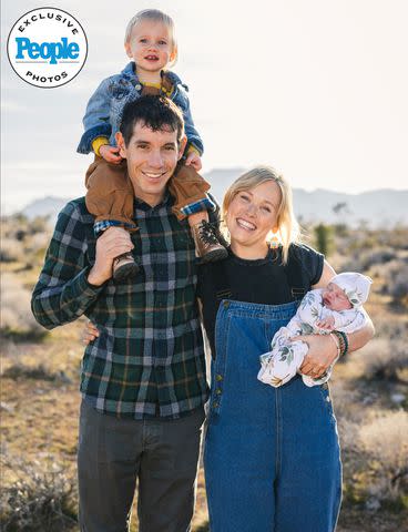 <p>National Geographic/Eliza Earle</p> Alex Honnold and Sanni Honnold with daughters, June and Alice