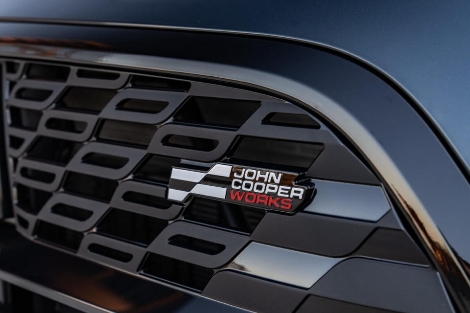 P90531697_highRes_mini-john-cooper-wor.jpg