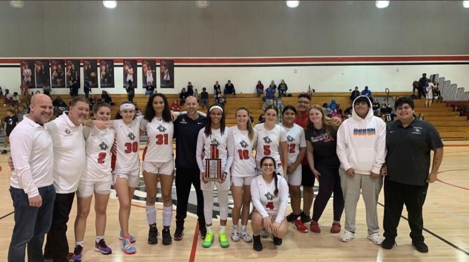 South Fort Myers' girls basketball team at the 2023 New Years' Howl Tournament