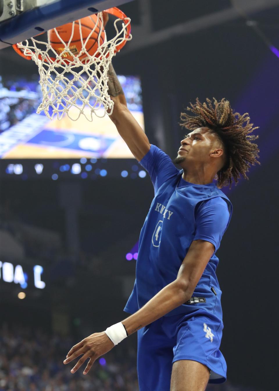 Kentucky’s Daimion Collins slams one home during Big Blue Madness in October 2022. He now plays at LSU.