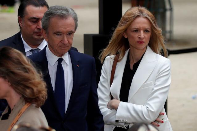 5 Facts Show How Quickly LVMH CEO Bernard Arnault's Fortune Is Growing