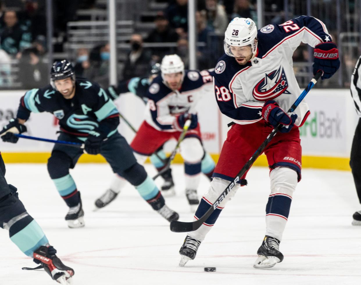 Jake Bean scores game-winner to lead Blue Jackets to 5-4 overtime win ...