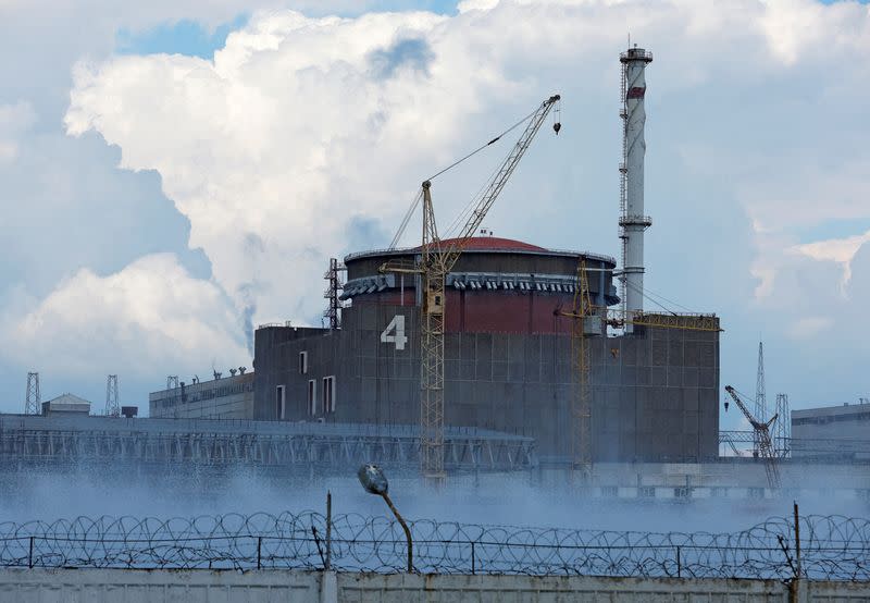 FOTO DE ARCHIVO. La central nuclear de Zaporizhzhia en el transcurso del conflicto entre Ucrania y Rusia a las afueras de la ciudad de Enerhodar, controlada por Rusia, en la región de Zaporiyia, Ucrania