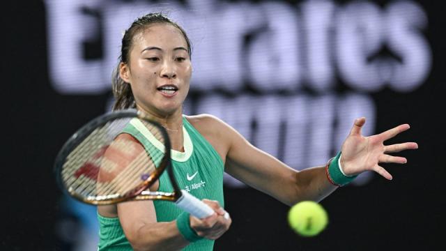 Sabalenka dominates Zheng, repeat as Australian Open women's singles champ  - Yahoo Sports