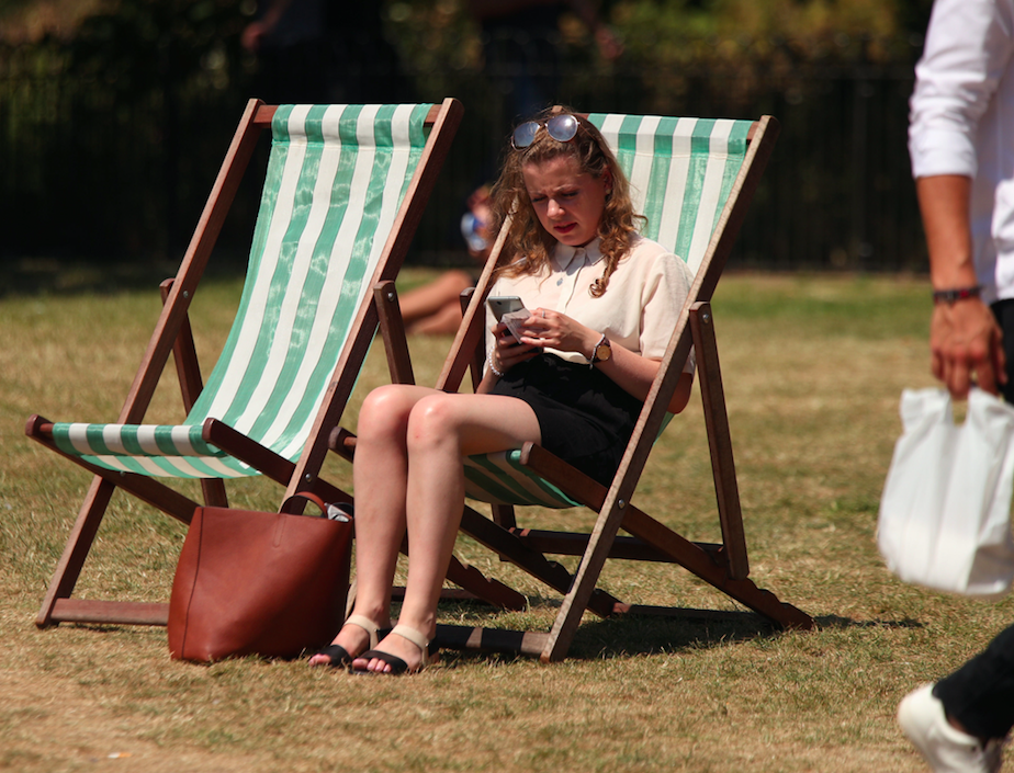 Deck chair living