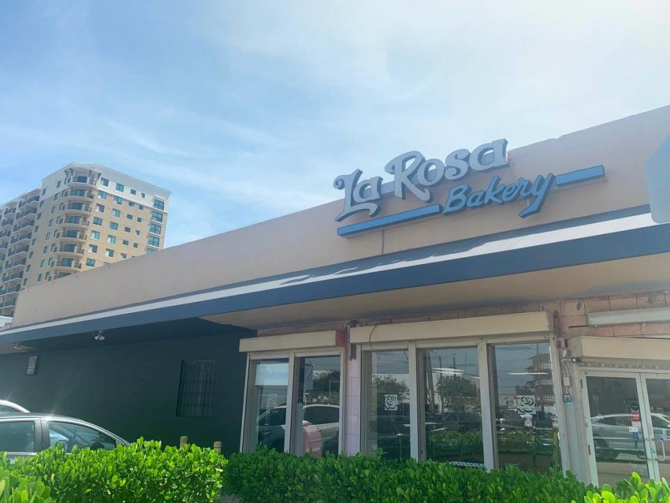 La Rosa Bakery, en Flagler y la avenida 42 del suroeste, fue una de las dulcerías más constantes del panorama de negocios de la ciudad.