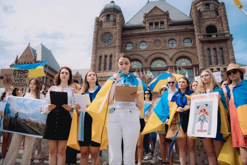 Sakhnatska has led several pro-Ukrainian rallies in Toronto as a co-founder of Ukrainian Resistance Canada. 