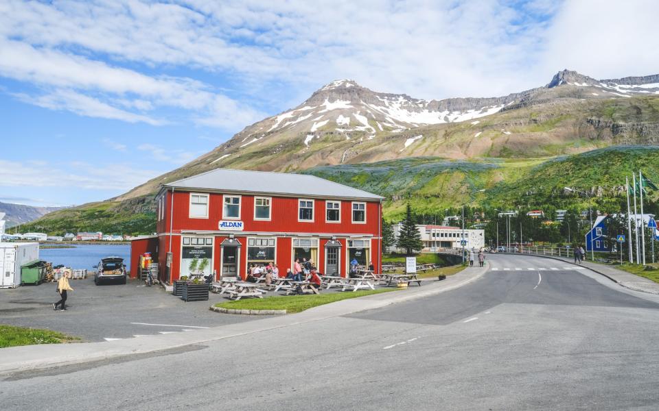 hotel aldan, iceland