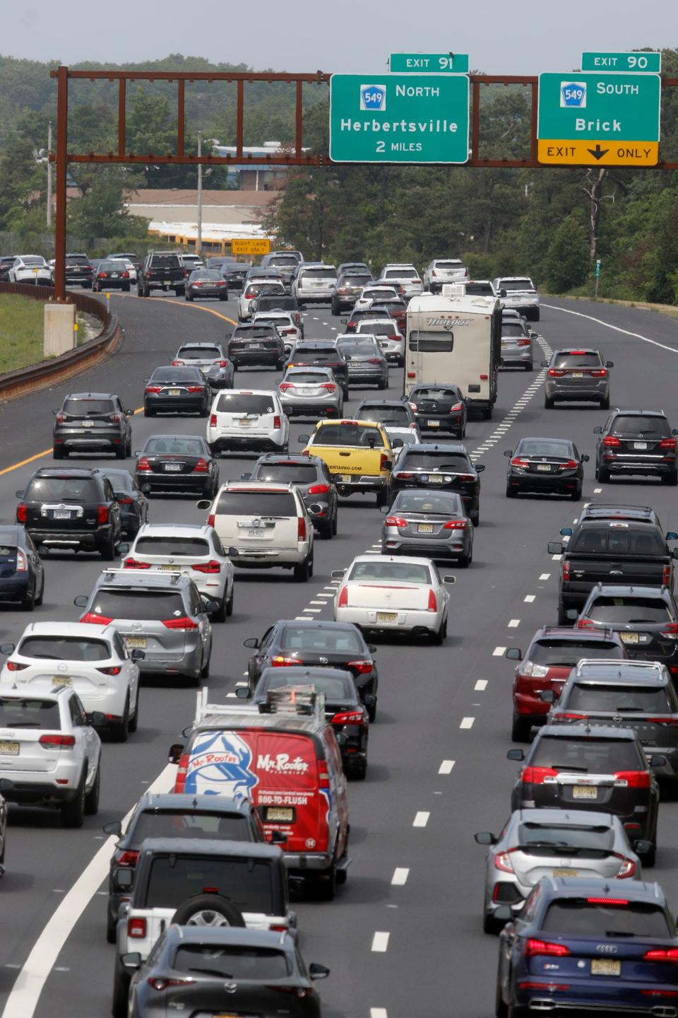 Traffic moves slowly on the Garden State Parkway in Lakewood Monday afternoon, May 29, 2023. as Memorial Day comes to a close at the Shore.   