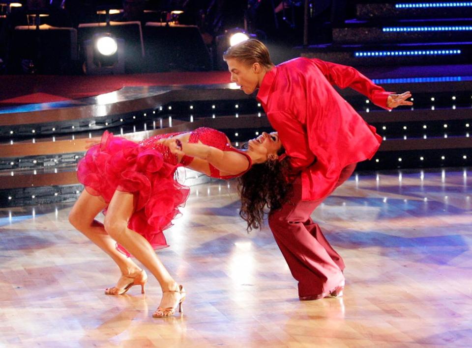 Derek Hough and Shannon Elizabeth perform a dance on the sixth season of Dancing with the Stars.