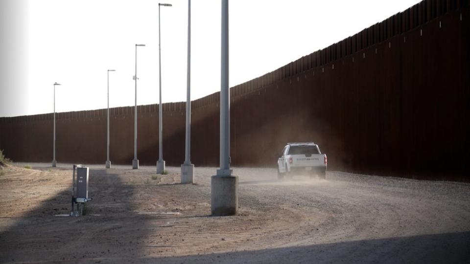 Las autoridades fronterizas hicieron más de 20.000 arrestos en marzo a personas que cruzaron sin documentos en el sector de Yuma.