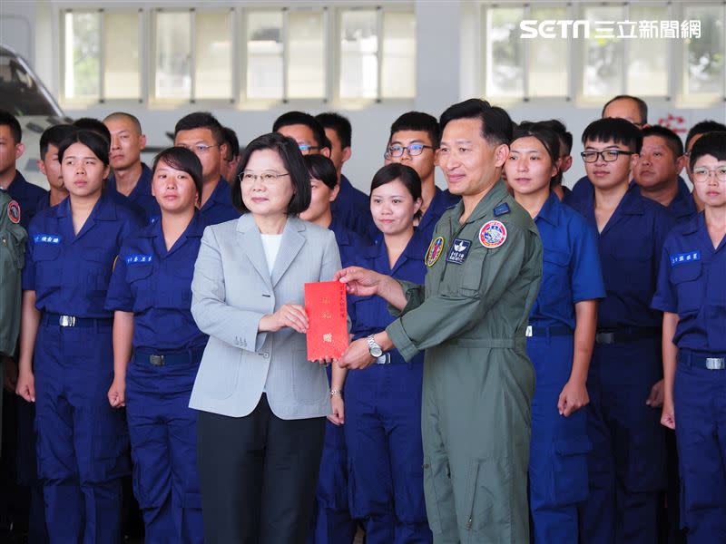 顏擇雅預測軍人榮光感會提高。（圖／記者陳政宇攝影）