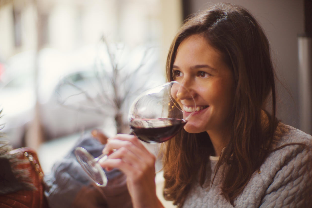 There are some tips and tricks you can adopt to prevent red wine staining teeth. (Getty Images)