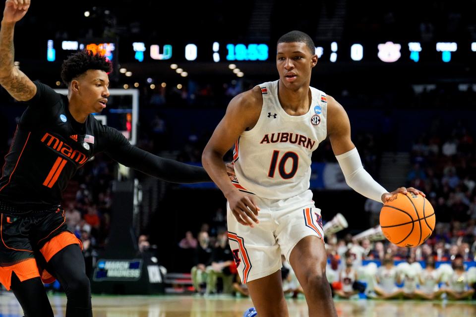 Auburn forward Jabari Smith (10) is an elite 3-point shooter at 6-10 who will draw serious consideration for the No. 1 overall pick.