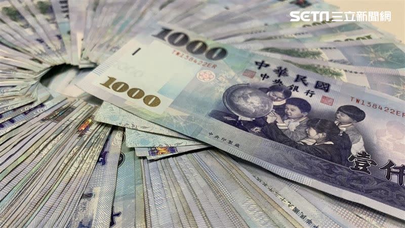 大家是如何處理孩子的6000元呢？（示意圖／資料照）