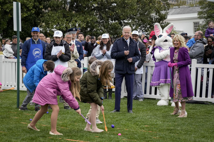 U.S. President Joe Biden and First Lady Jill Biden attend the Easter Egg Roll on the South Lawn of the White House on April 18, 2022 in Washington, DC. (Drew Angerer/Getty Images)