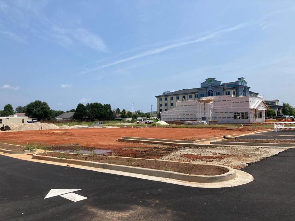 The groundwork has been laid for a Fuzzy’s Taco Shop in Warner Robins, the permit has been issued and the developer says it’s still coming.