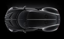 <p>La Voiture Noire's C-line begins from the tops of the A-pillars, with a crease also being created from that point that extends all the way to the rear of the car.</p>