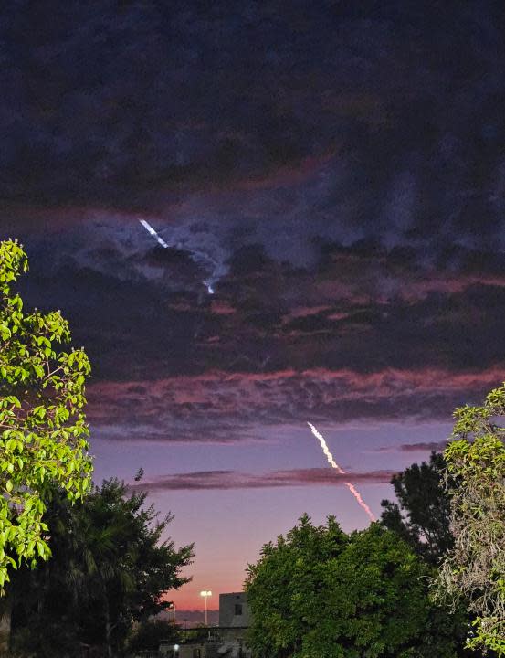 SpaceX Starlink launch visible from Kearny Mesa (FOX 5/KUSI)