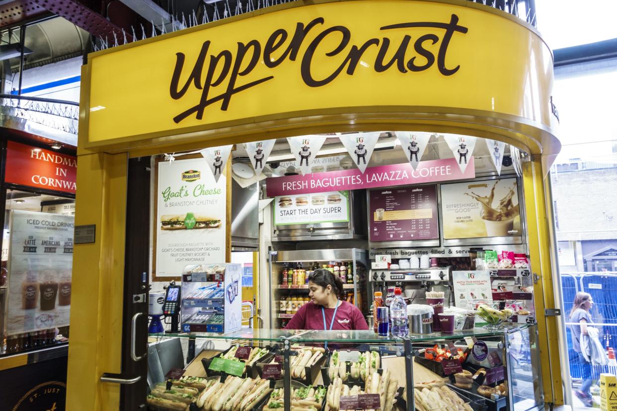 London, Waterloo Station, Upper Crust, sandwich shop, kiosk. (Photo by: Jeffrey Greenberg/Universal Images Group via Getty Images)