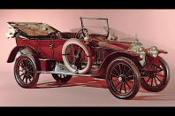 <p>After a decade of producing Mercedes models with its own engines, it must have seemed shocking when Daimler introduced a car with a unit developed by someone else. The someone else in question was the American <strong>Charles Yale Knight</strong> (1868-1940), whose <strong>sleeve-valve</strong> design was highly favoured at the time, and used by several manufacturers.</p><p>The first Mercedes-Knight was the <strong>4.0-litre</strong> 16/40hp of 1910, and was followed two years later by the similar 10/30hp and 25/65hp. Their engines were very quiet, but they were also hard both to build and to maintain. This, along with limited development potential, led to Daimler giving up the idea in 1924.</p>