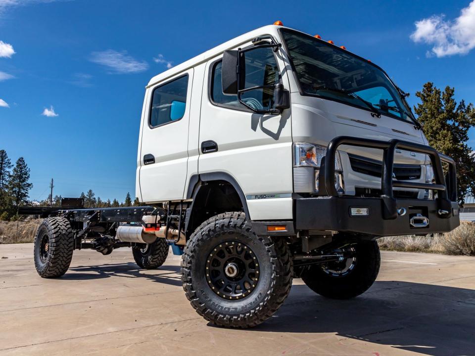 EarthCruiser EXP Dual Cab.