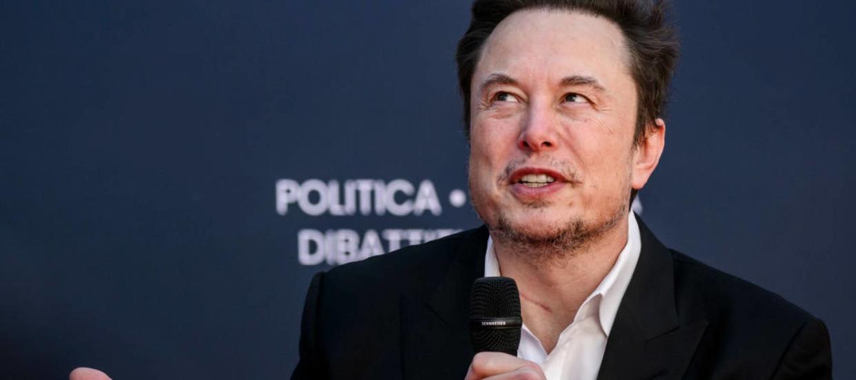 Elon Musk reposted a meme that mocks Bill Clinton's claim in 2000 that the US could be 'debt-free' within 10 years — national debt now stands at $34T, Musk warns it will 'soon exceed $100T'