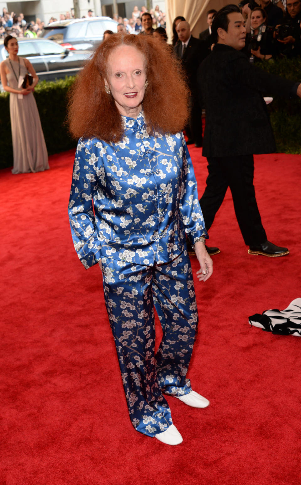 Grace Coddington in Michael Kors silk pajamas at the 2015 Met Gala. 