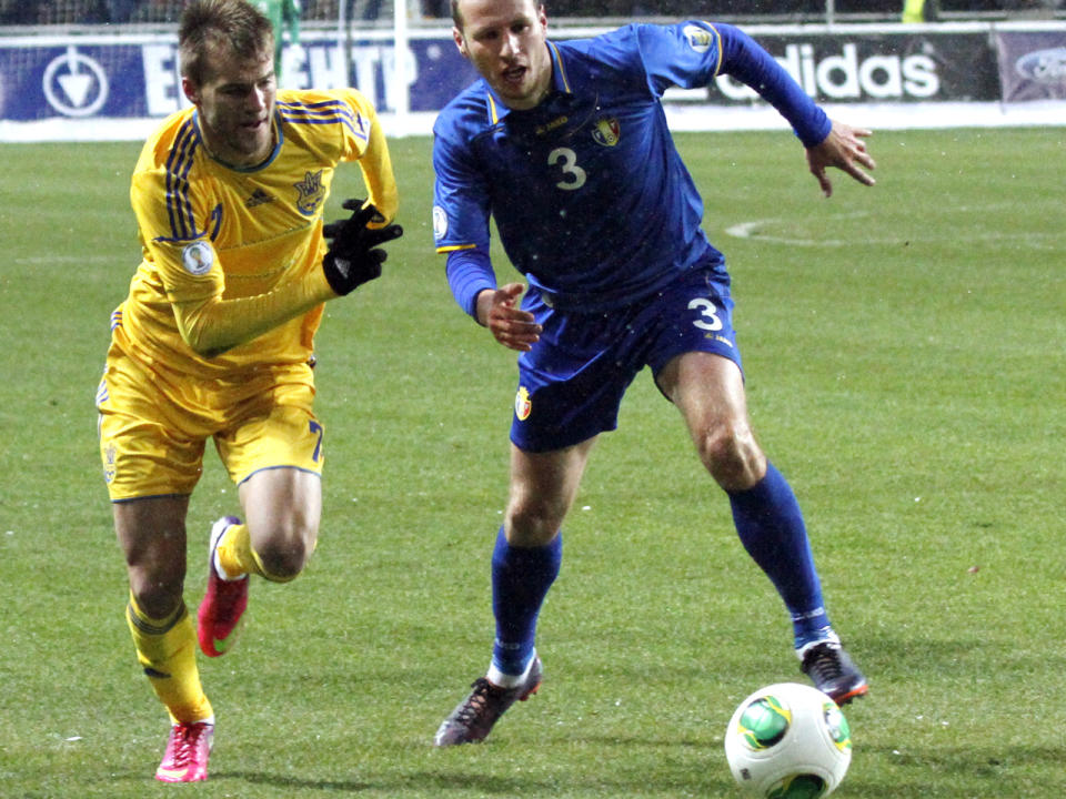 Ein 0:2 in Kiew gegen Kroatien bedeutet das WM-Aus für die Ukraine und ihren dribbelstarken Star Andrey Yarmolenko. Die Mannschaft um den BVB-Neuzugang darf die Meisterschaft im kommenden Jahr von zu Hause aus verfolgen. (Bild-Copyright: STR/AFP)