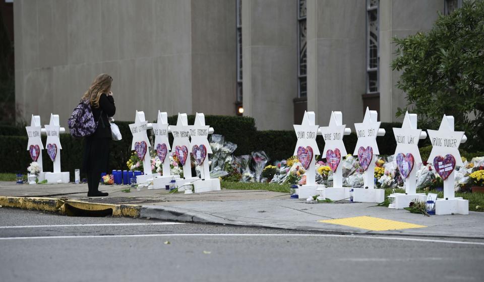 Pittsburgh shooter suspect Robert Bowers appears in court in wheelchair as prosecutor seek death penalty