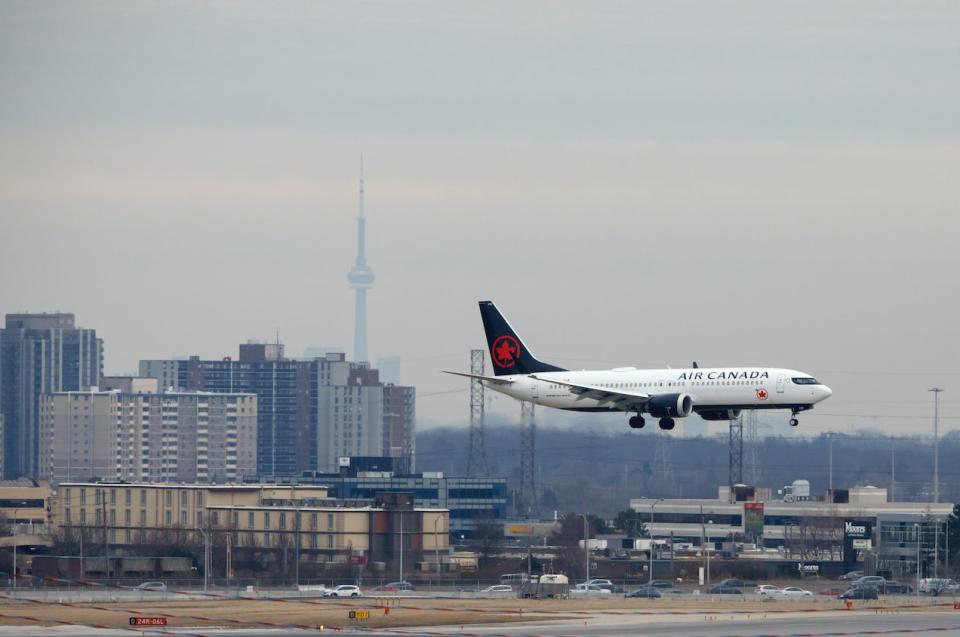 An Air Canada Boeing 737 MAX 8 jet approaches Toronto Pearson International Airport for landing on March 13, 2019 in Toronto, Canada. (Photo: Cole Burston/Getty Images)