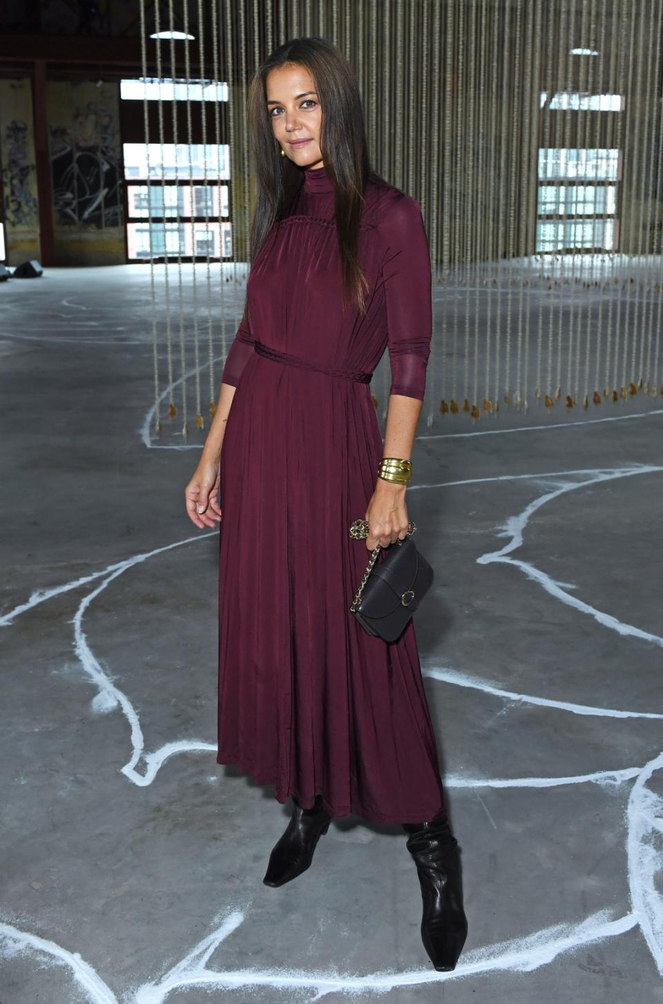 Katie Holmes black boots maroon dress winter fashion