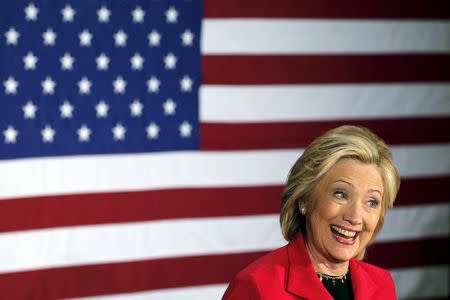 Democratic presidential candidate Hillary Clinton speaks at a campaign launch party at Carter Hill Orchard in Concord, New Hampshire June 15, 2015. REUTERS/Brian Snyder