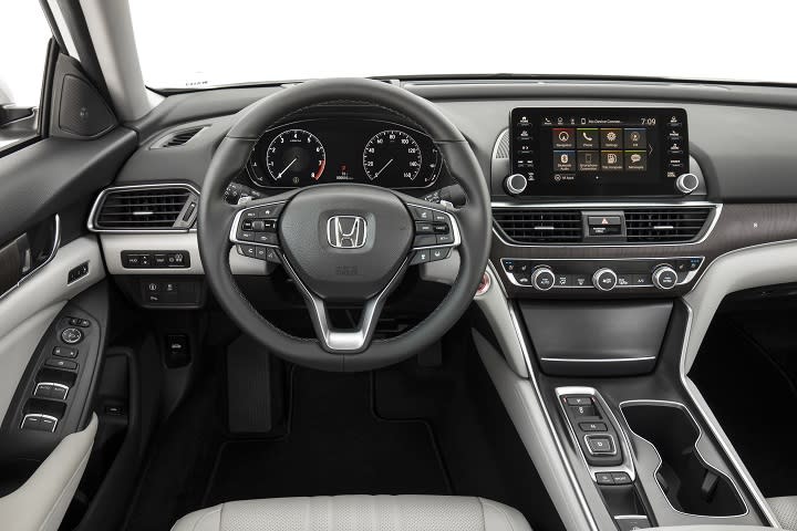 2018 Honda Accord Touring interior photo