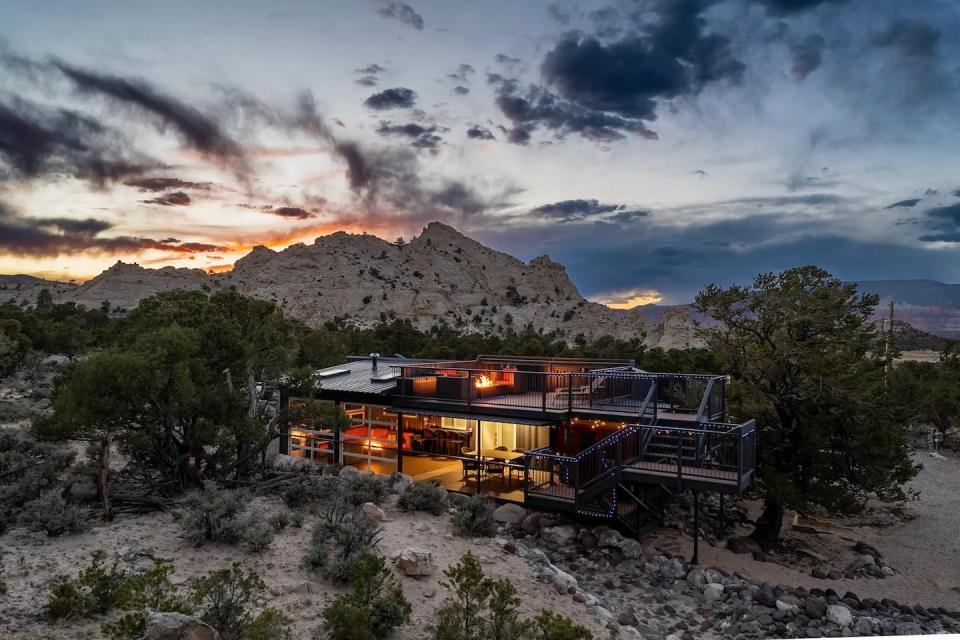 a house in the mountains