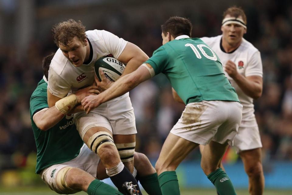 Ireland's ability to hold England players up in the tackle meant they could not build any momentum (Getty)