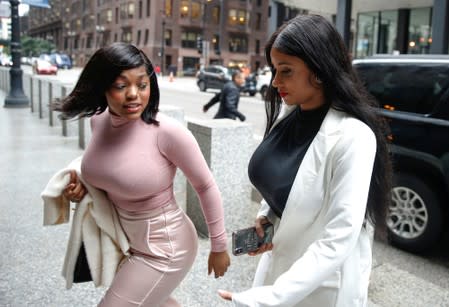 Joycelyn Savage and and Azriel Clary arrive for R. Kelly detention hearing in Chicago