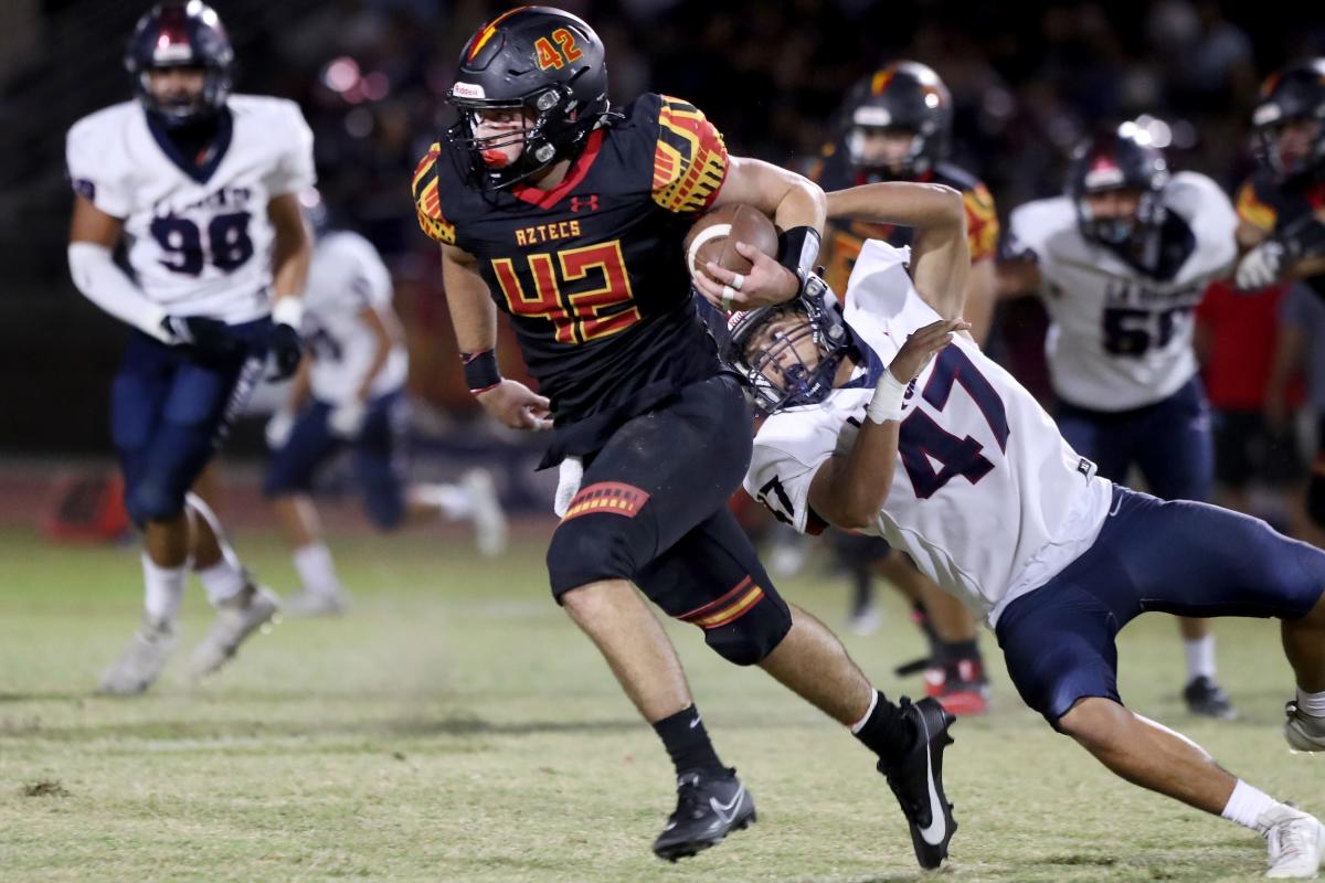 Los Angeles Aztecs Road Uniform  Football fashion, Uniform, Los angeles