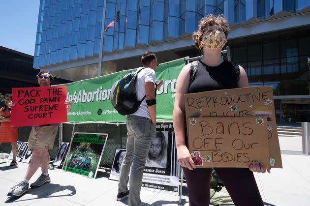 Rise4AbortionLA members protest the Roe v. Wade decision outside the Federal Courthouse in West Los Angeles. (Photo: David Crane/Los Angeles Daily News via Getty Images)