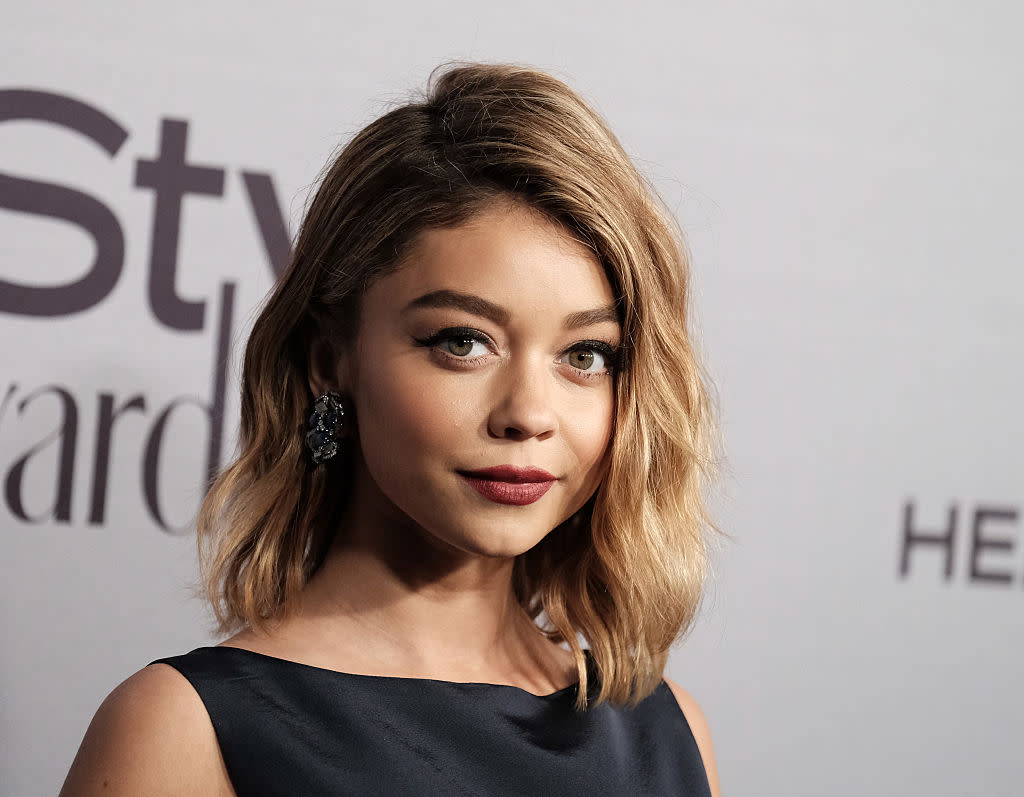 Sarah Hyland is EXTREMELY blonde now, and we’re declaring this the hair color of the summer