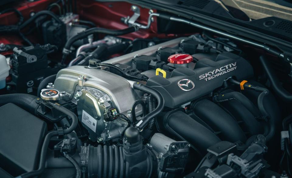 <p>2019 Mazda MX-5 Miata RF Automatic</p>