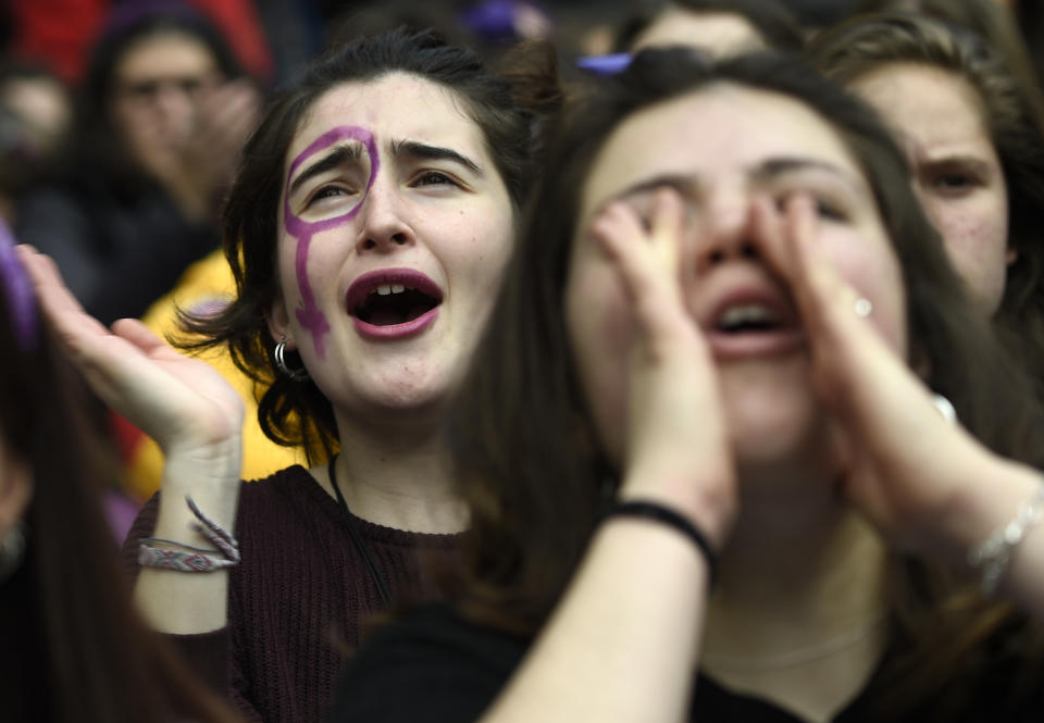 <p>Demonstrators attend a protest during a one-day strike to defend women’s rights on International Women’s Day in Barcelona on March 8, 2018. (Photo: Lluis Gene/AFP/Getty Images) </p>