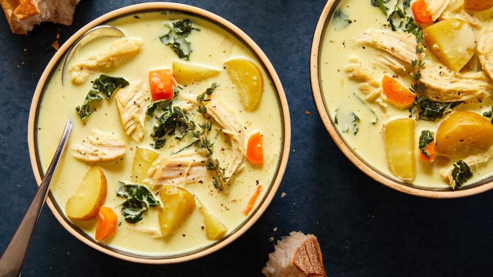 slow cooker creamy chicken and potato soup